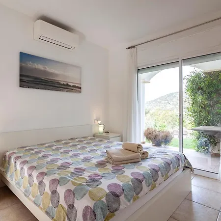 Blanca Villa *